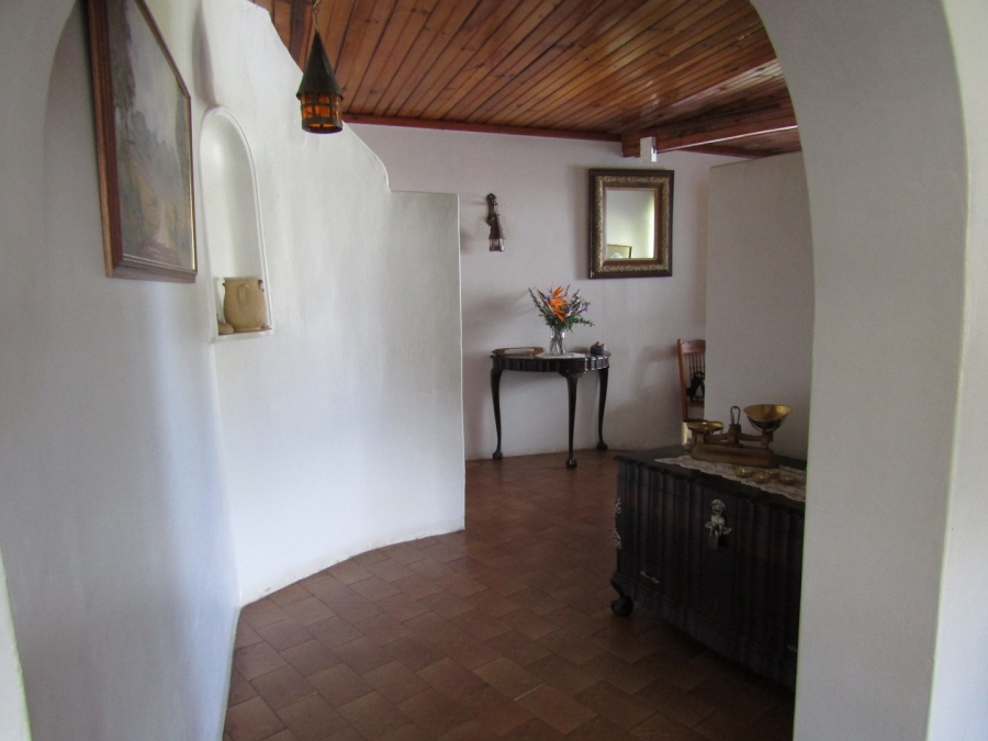 6 Bedroom Property for Sale in Humansdorp Eastern Cape